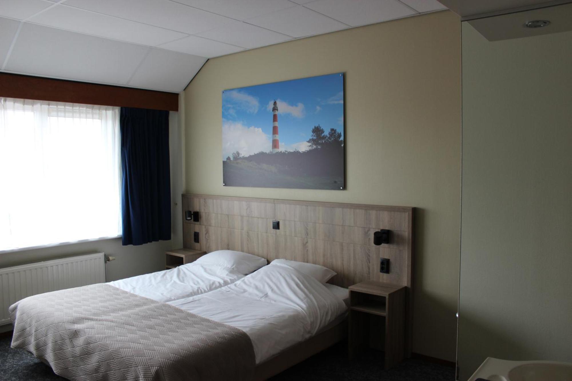 Hotel "De Klok" Buren  Esterno foto